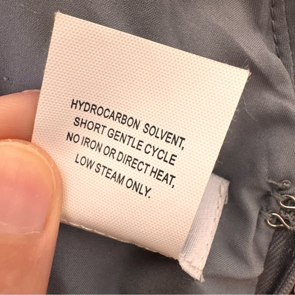 Rene Ruiz Collective V-neck Sequin Gown in "Silver" Size 10 - Picture 15 of 15